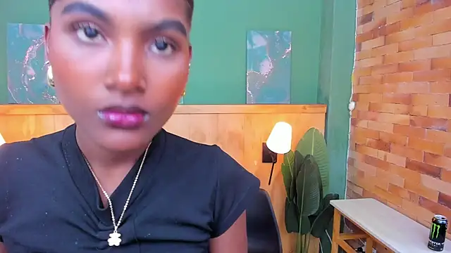 halleylorens online show from 31, 3, 2026