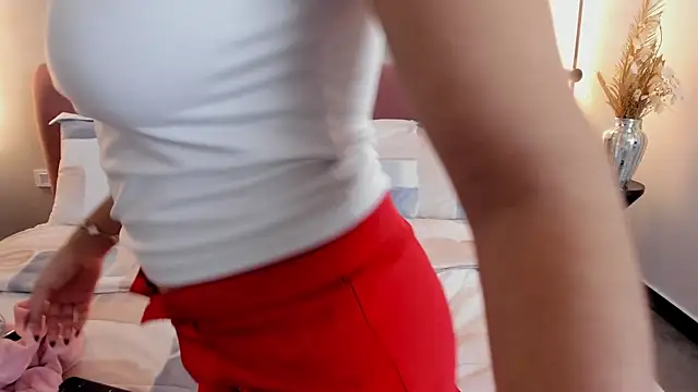 Snapshot of ArianaSilva_ chatting on 20, 10, 2025 ArianaSilva online show from 20, 10, 2025