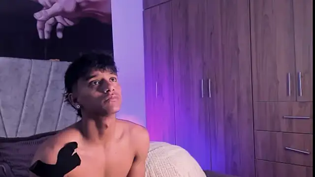 ZYZZ1312 online show from 9, 9, 2025