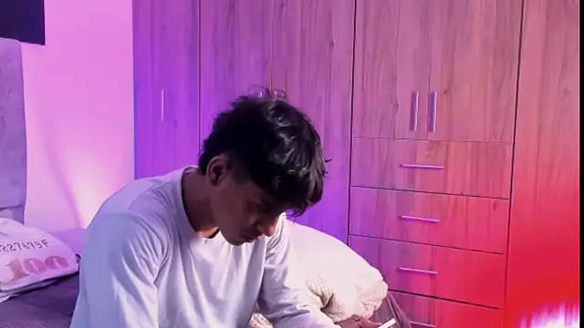 ZYZZ1312 online show from 15, 10, 2025