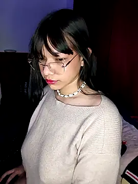 Iwarii online show from 5, 12, 2025