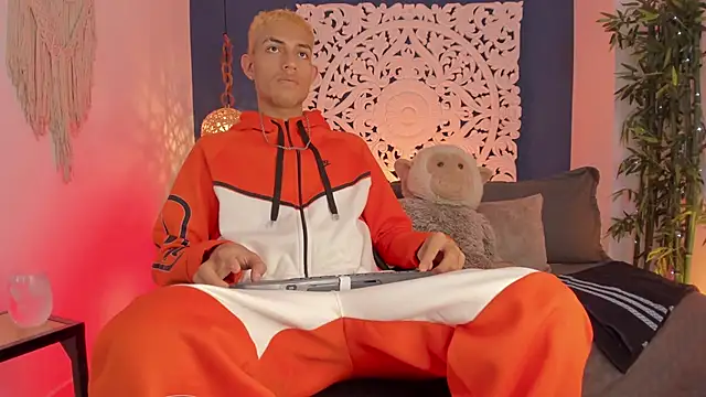 Adonis WB online show from 17, 1, 2026