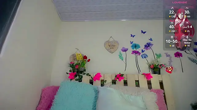 Snapshot of Eemily_- chatting on 15, 9, 2025 Eemily - online show from 15, 9, 2025