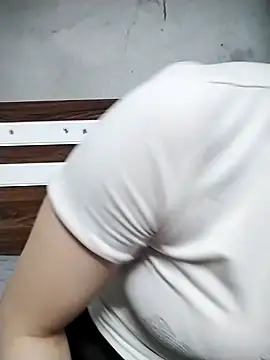 Mie rose online show from 22, 2, 2026