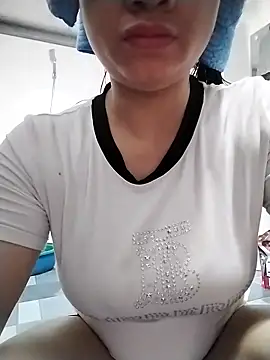 Mie rose online show from 8, 3, 2026