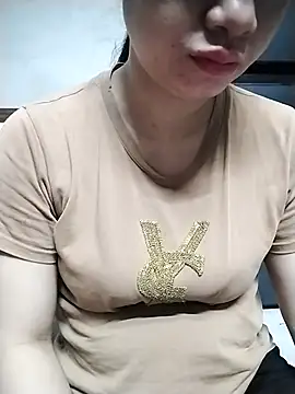 Mie rose online show from 10, 4, 2026