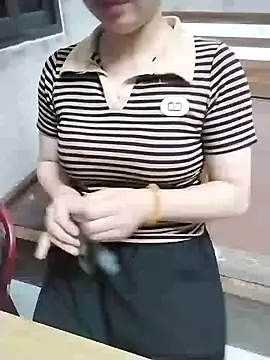 Mie rose online show from 17, 4, 2026