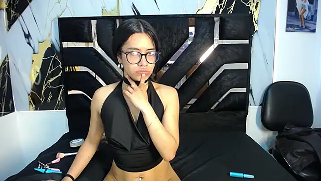 Miahotcs1 online show from 9, 2, 2026