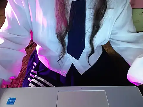 ahoa Tk online show from 3, 2, 2026