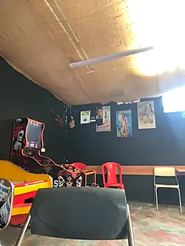 Snapshot of Sara-cooper2 chatting on 11, 9, 2025 Sara-cooper2 online show from 11, 9, 2025