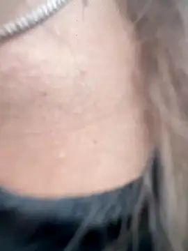 Snapshot of Sara-cooper2 chatting on 23, 9, 2025 Sara-cooper2 online show from 23, 9, 2025