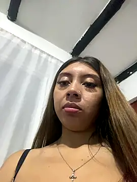 Snapshot of Sara-cooper2 chatting on 8, 1, 2026 Sara-cooper2 online show from 8, 1, 2026