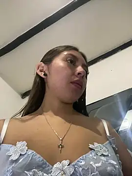 Snapshot of Sara-cooper2 chatting on 1, 2, 2026 Sara-cooper2 online show from 1, 2, 2026