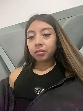 Snapshot of Sara-cooper2 chatting on 6, 2, 2026 Sara-cooper2 online show from 6, 2, 2026