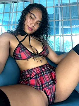 Snapshot of SophieD chatting on 1, 12, 2025 SophieD online show from 1, 12, 2025