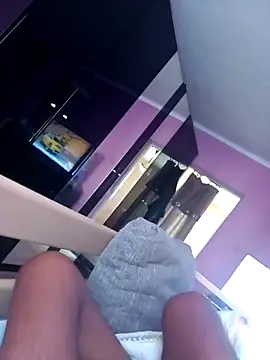 Snapshot of ScrammedHassidim chatting on 10, 9, 2025 ScrammedHassidim online show from 10, 9, 2025