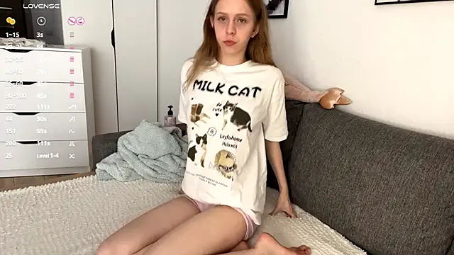 Snapshot of Naughtybaby11 chatting on 10, 10, 2025 Naughtybaby11 online show from 10, 10, 2025