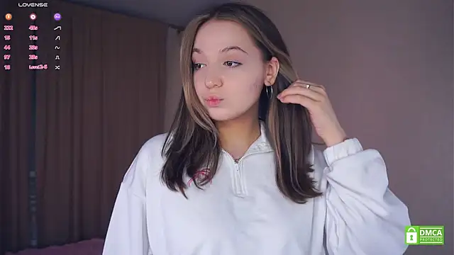 Snapshot of NguyetHankey chatting on 2, 10, 2025 NguyetHankey online show from 2, 10, 2025