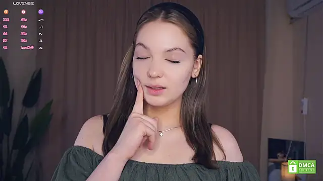 Snapshot of NguyetHankey chatting on 7, 10, 2025 NguyetHankey online show from 7, 10, 2025