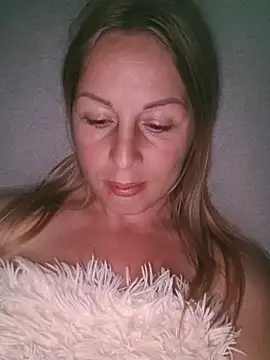 Snapshot of LunaSugarX chatting on 22, 9, 2025 LunaSugarX online show from 22, 9, 2025