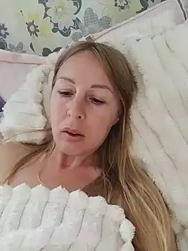 Snapshot of LunaSugarX chatting on 30, 9, 2025 LunaSugarX online show from 30, 9, 2025