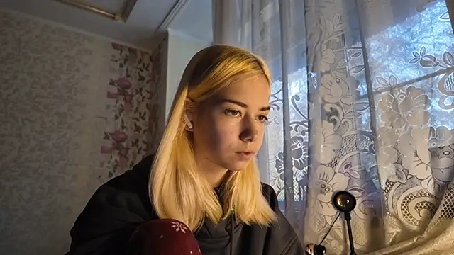 Witching Moon online show from 7, 10, 2025