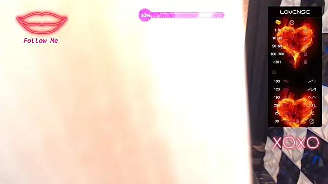 Snapshot of SeductiveAshleyTS chatting on 4, 12, 2025 SeductiveAshleyTS online show from 4, 12, 2025