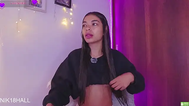 Nicolle swt online show from 4, 3, 2026