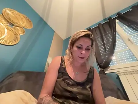 minettedusud online show from 19, 9, 2025