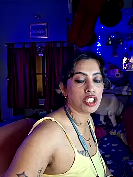 Love Beauty01 online show from 25, 3, 2026