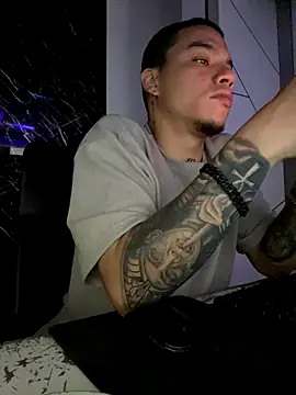 Snapshot of AlphaMasterXxx chatting on 12, 9, 2025 AlphaMasterXxx online show from 12, 9, 2025