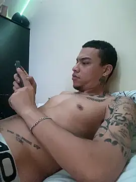 Snapshot of AlphaMasterXxx chatting on 17, 9, 2025 AlphaMasterXxx online show from 17, 9, 2025