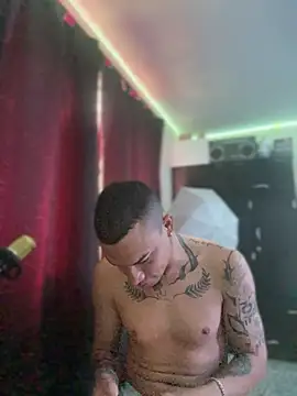 Snapshot of AlphaMasterXxx chatting on 30, 9, 2025 AlphaMasterXxx online show from 30, 9, 2025