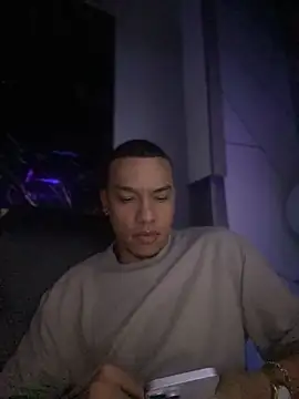 Snapshot of AlphaMasterXxx chatting on 21, 10, 2025 AlphaMasterXxx online show from 21, 10, 2025