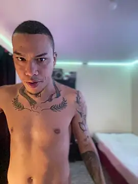 Snapshot of AlphaMasterXxx chatting on 22, 10, 2025 AlphaMasterXxx online show from 22, 10, 2025