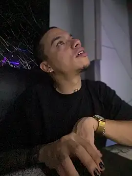 Snapshot of AlphaMasterXxx chatting on 1, 11, 2025 AlphaMasterXxx online show from 1, 11, 2025