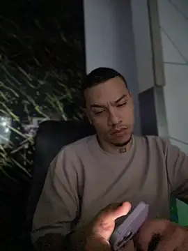 Snapshot of AlphaMasterXxx chatting on 6, 11, 2025 AlphaMasterXxx online show from 6, 11, 2025