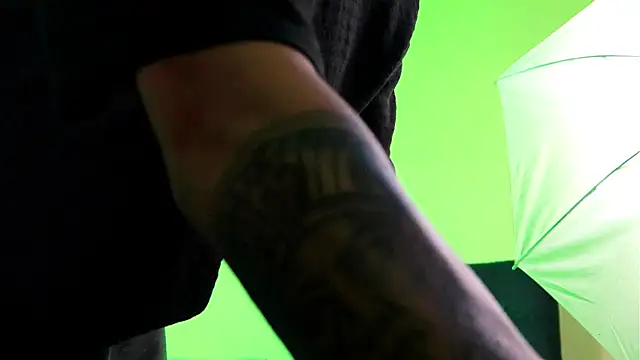 Snapshot of AlphaMasterXxx chatting on 11, 11, 2025 AlphaMasterXxx online show from 11, 11, 2025