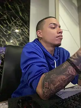 Snapshot of AlphaMasterXxx chatting on 20, 11, 2025 AlphaMasterXxx online show from 20, 11, 2025