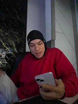 Snapshot of AlphaMasterXxx chatting on 26, 11, 2025 AlphaMasterXxx online show from 26, 11, 2025