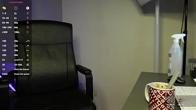 Snapshot of Ricky_Becko chatting on 31, 10, 2025 Ricky Becko online show from 31, 10, 2025