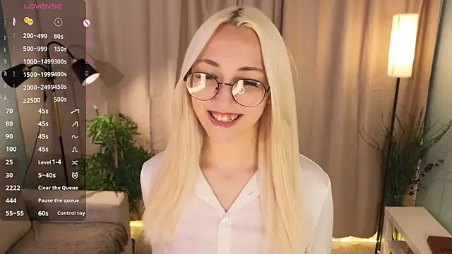 Snapshot of Marry_sharp chatting on 28, 9, 2025 Marry sharp online show from 28, 9, 2025