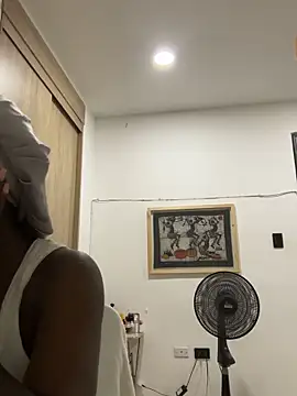 EmilyKisx online show from 10, 11, 2025