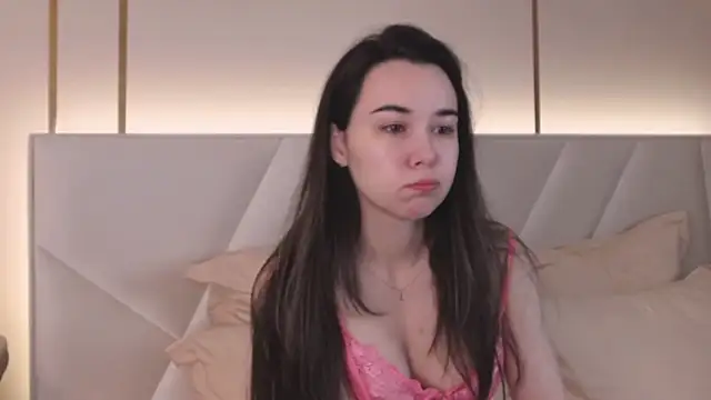 Snapshot of MiaMarlow chatting on 14, 9, 2025 MiaMarlow online show from 14, 9, 2025