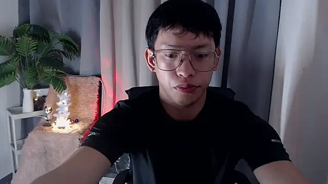 pinkcock froi2305 online show from 4, 11, 2025