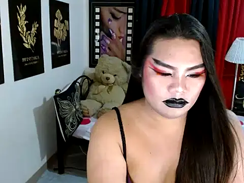 TSbrianaHugeCock online show from 11, 5, 2026