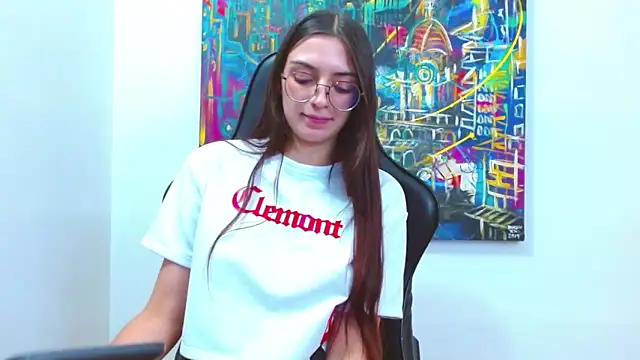 Lea Deluc online show from 15, 3, 2026