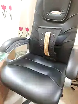 Nupur12s online show from 15, 10, 2025