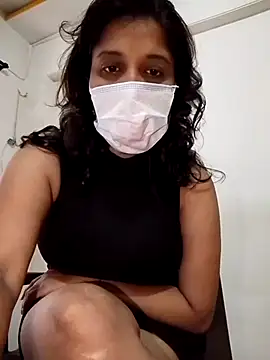 Love Foreverr12 online show from 3, 11, 2025