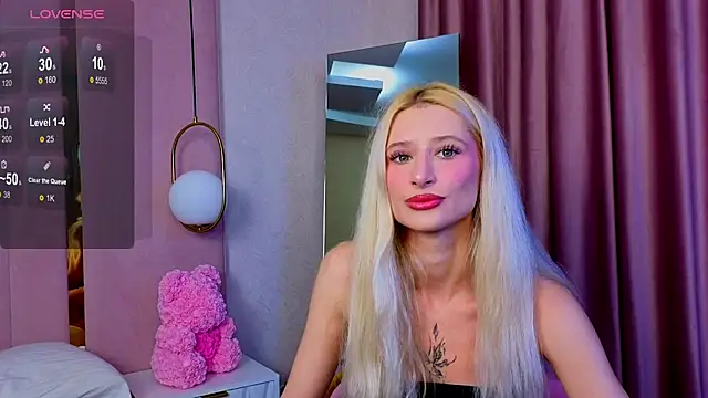 Monica Leen online show from 14, 10, 2025